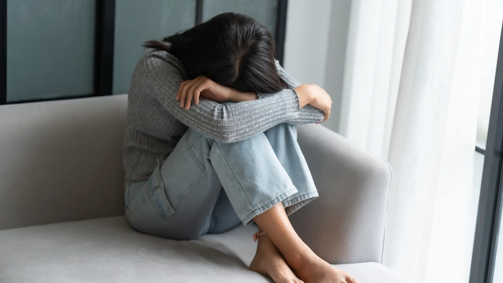 Diferencia entre vigilancia médica física y vigilancia de salud mental